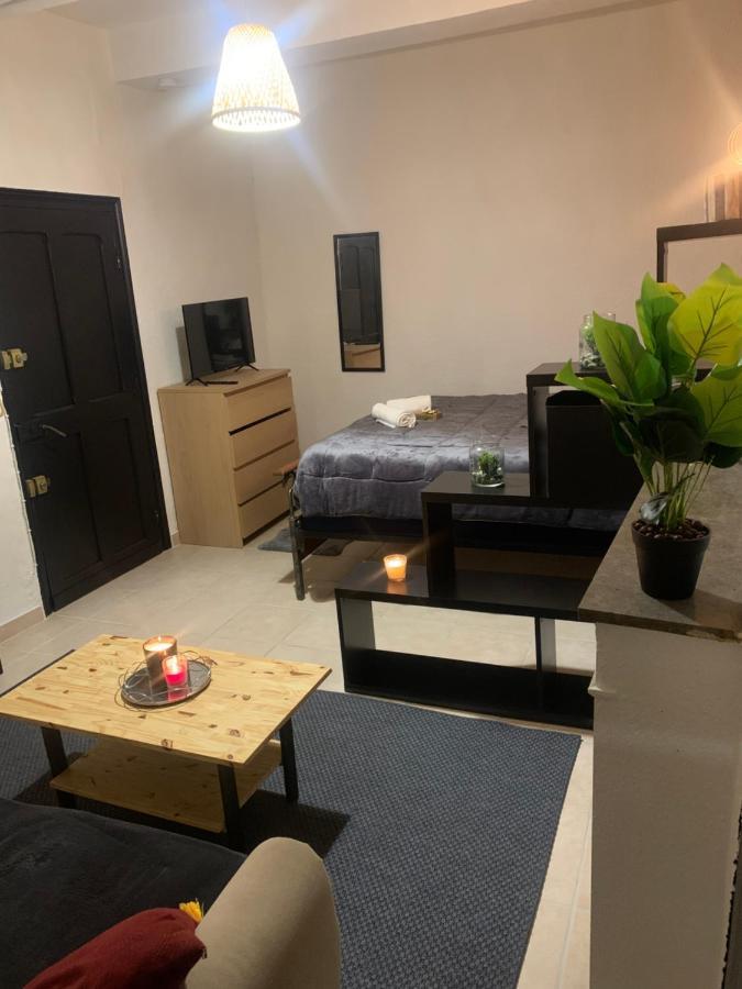 Tres Belle Suite Dans Le Centre Historique Ideale Pour 2 Personnes Orange  Bagian luar foto